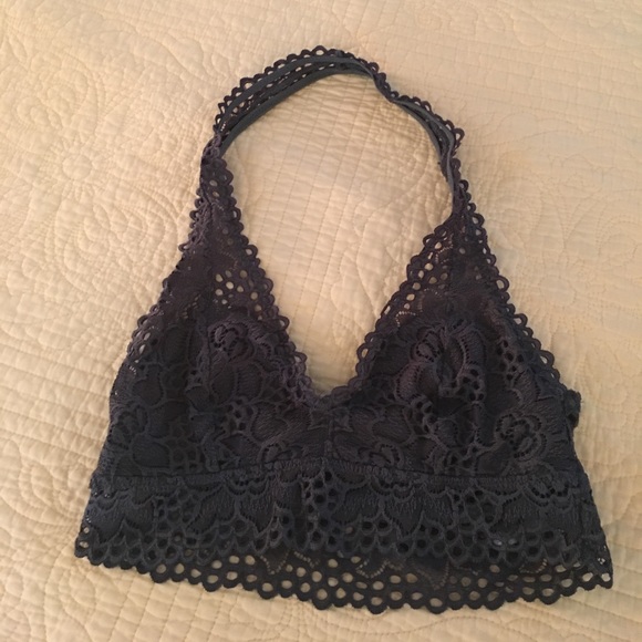 4 Aerie bralettes. All Size Medium - Picture 2 of 5