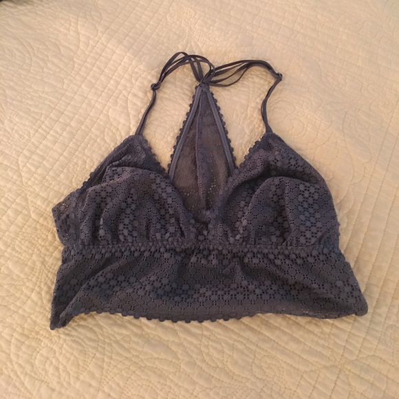4 Aerie bralettes. All Size Medium - Picture 3 of 5