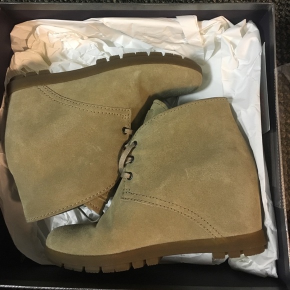 Suede Prada wedged booties. Sized 38.5 - Picture 1 of 4