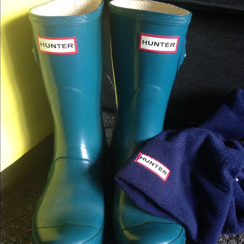 Hunter short gloss rain boots. Lagoon. Women  7