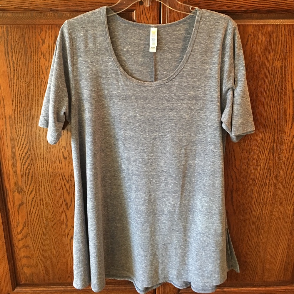 Lularoe Perfect Tee - large heathered blue 🌻
