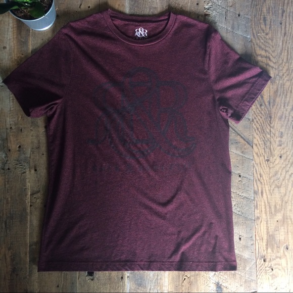MENS | Rock & Republic | Burgundy and Black Tee - Picture 2 of 2