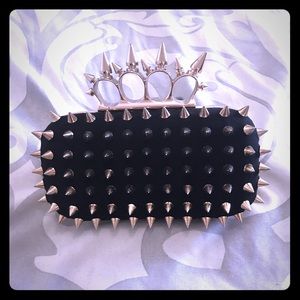 Spiked Brass Knuckles Clutch | Black & Gold