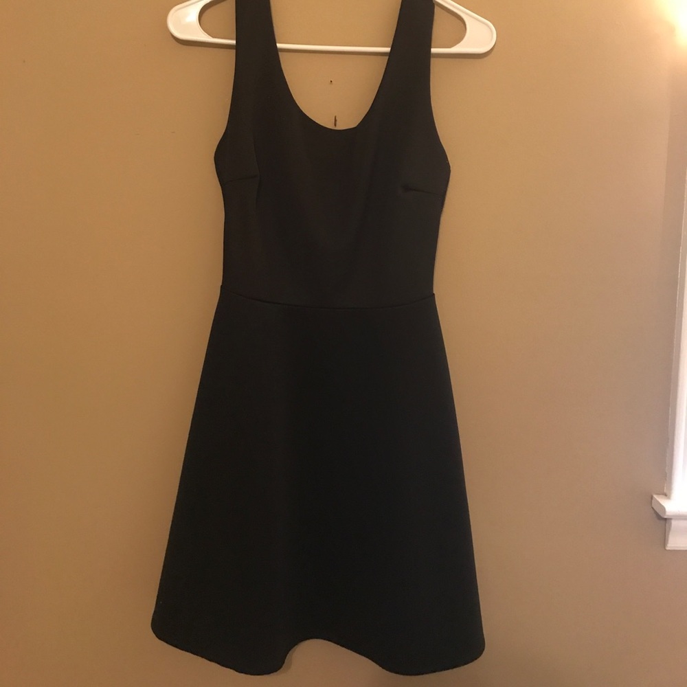 Papaya black dress