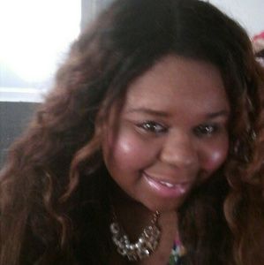 Meet your Posher, Sierra