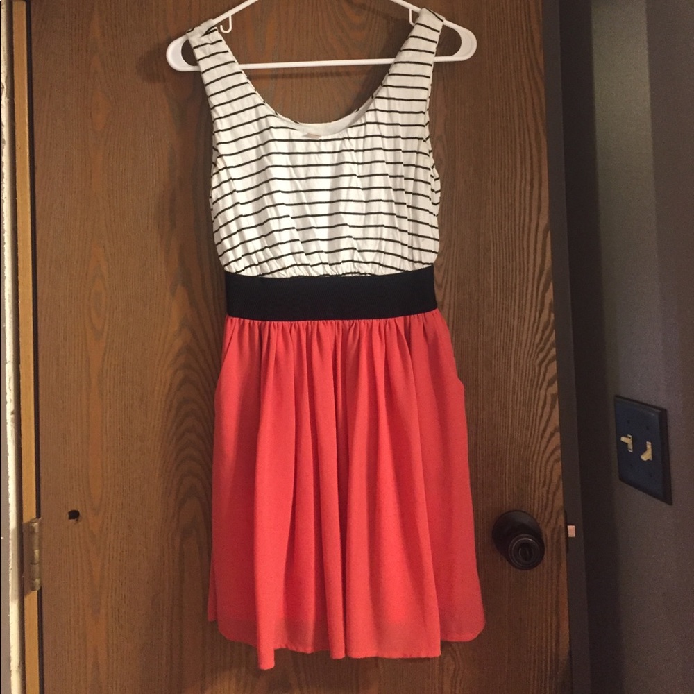 Tank Dress With Pockets!