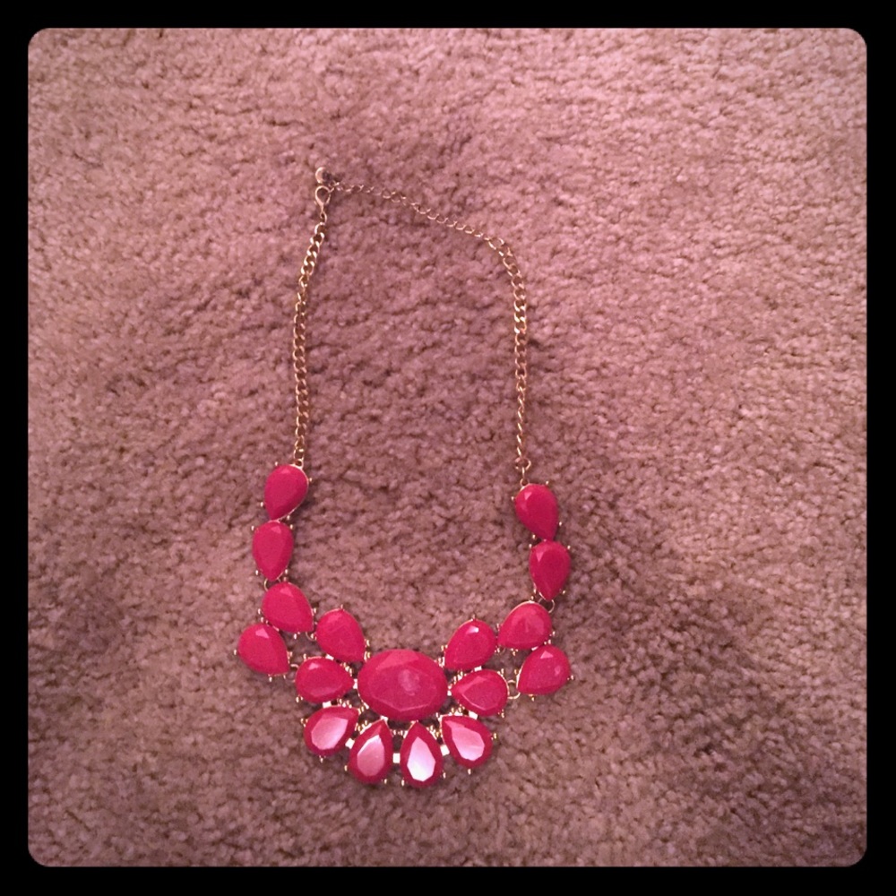 Red & gold chunky necklace