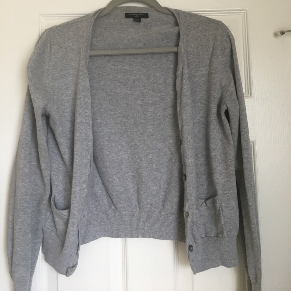 Gray Banana Republic cardigan