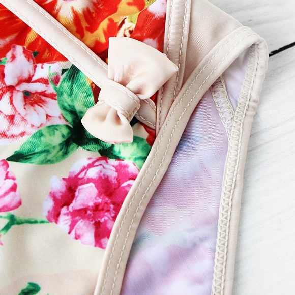 1 Day SALE🎉HP🎉 SWIM calico print w/ bow - Picture 4 of 8