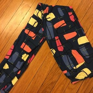 NWOT Funky OS Leggings