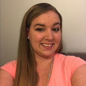 Meet your Posher, Tabitha