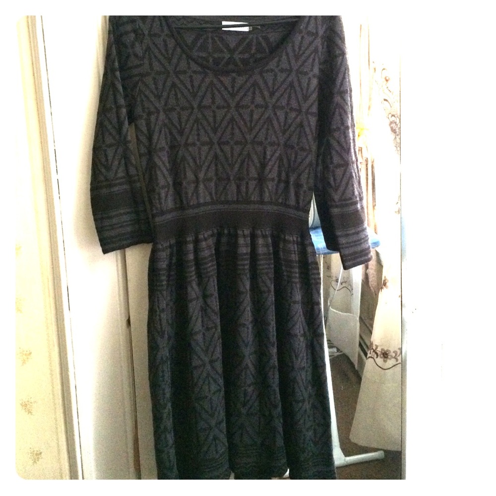 Black and gray dress