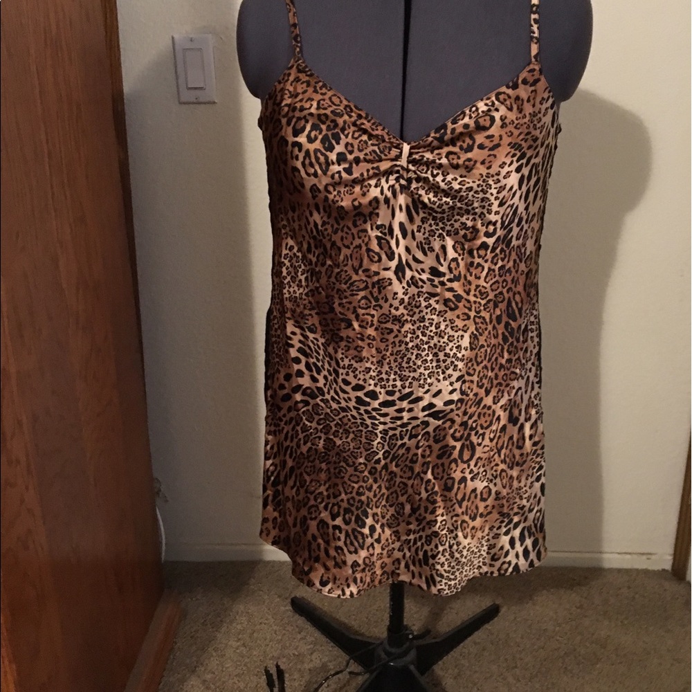 Cheetah size large chemise valentine