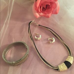 Jewelry set