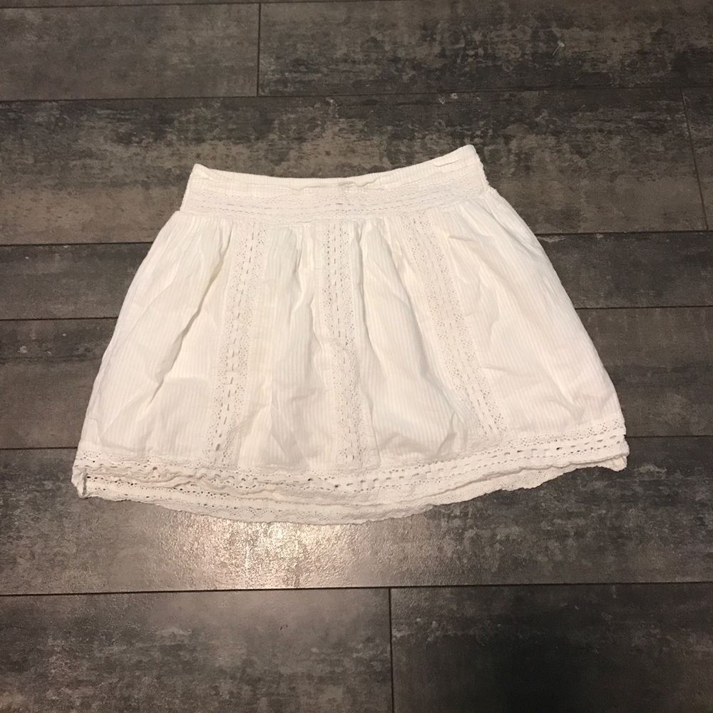 Gap white skirt size small