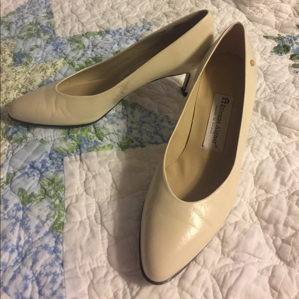Etienne Aigner Leather Pumps Sz 6 1/2