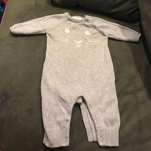 0-3 month peter rabbit light weight sweater onesie