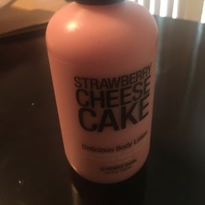 Strawberry Cheesecake body lotion by Hempz Treats