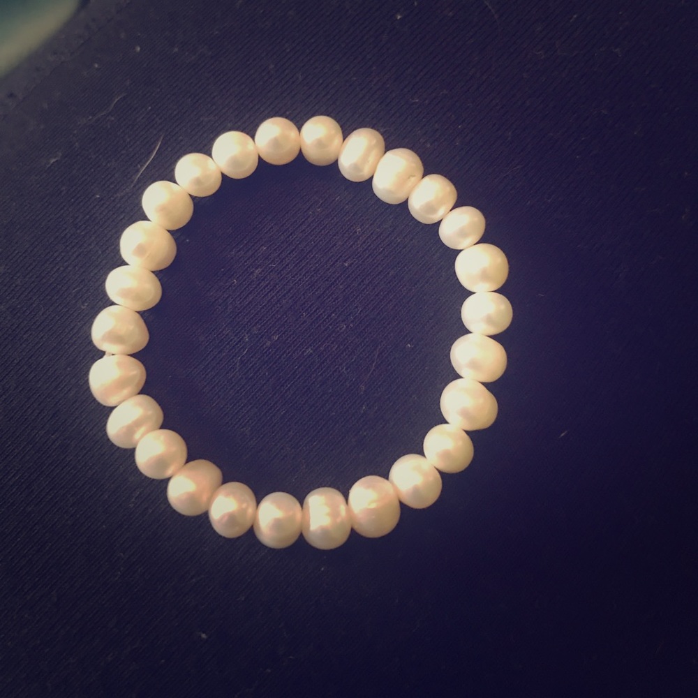 Saltwater pearl bracelet