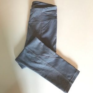 Athelta Light grey and Silver XXS Capris