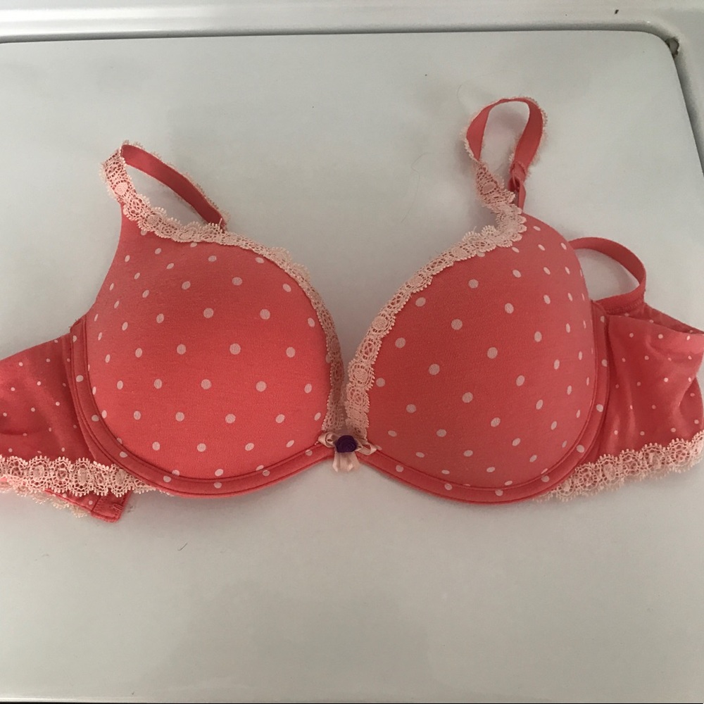 34D very padded push up bra