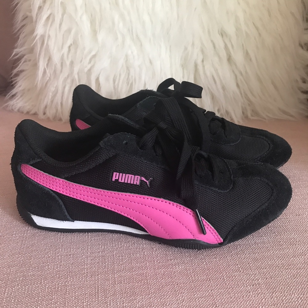 PUMA Sneakers