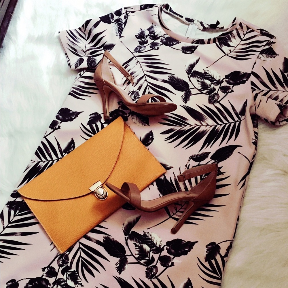 Forever 21 Floral Pink Dress