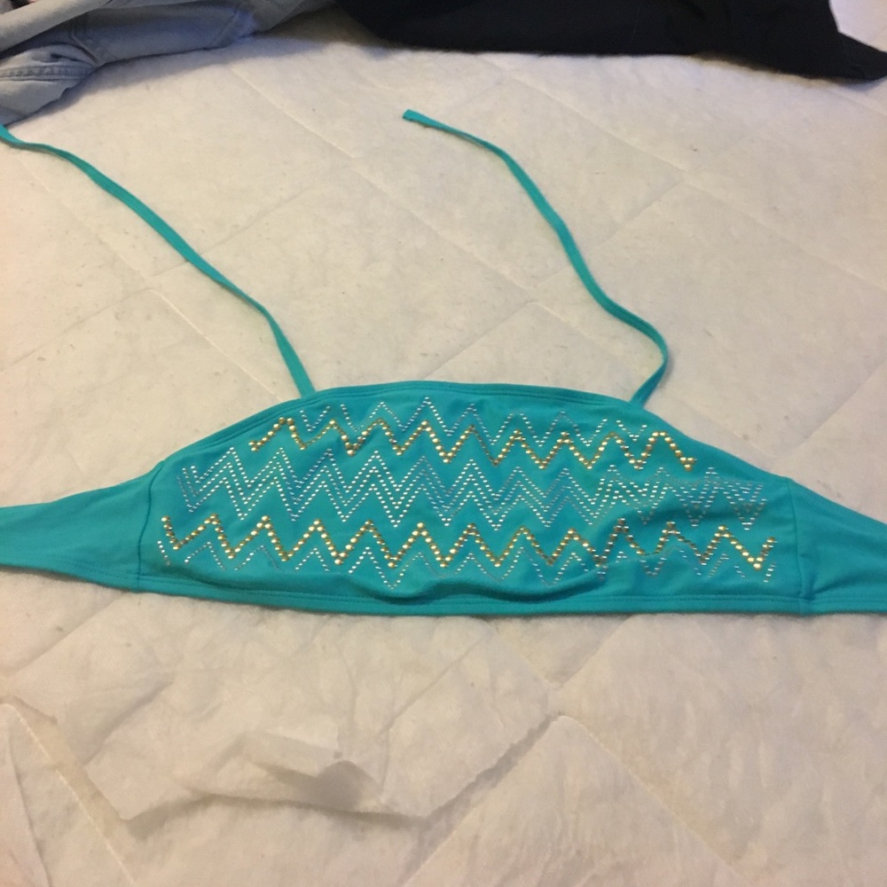 Bathing suit