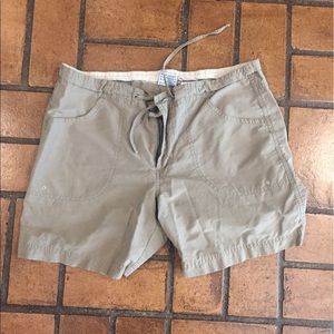 Columbia shorts