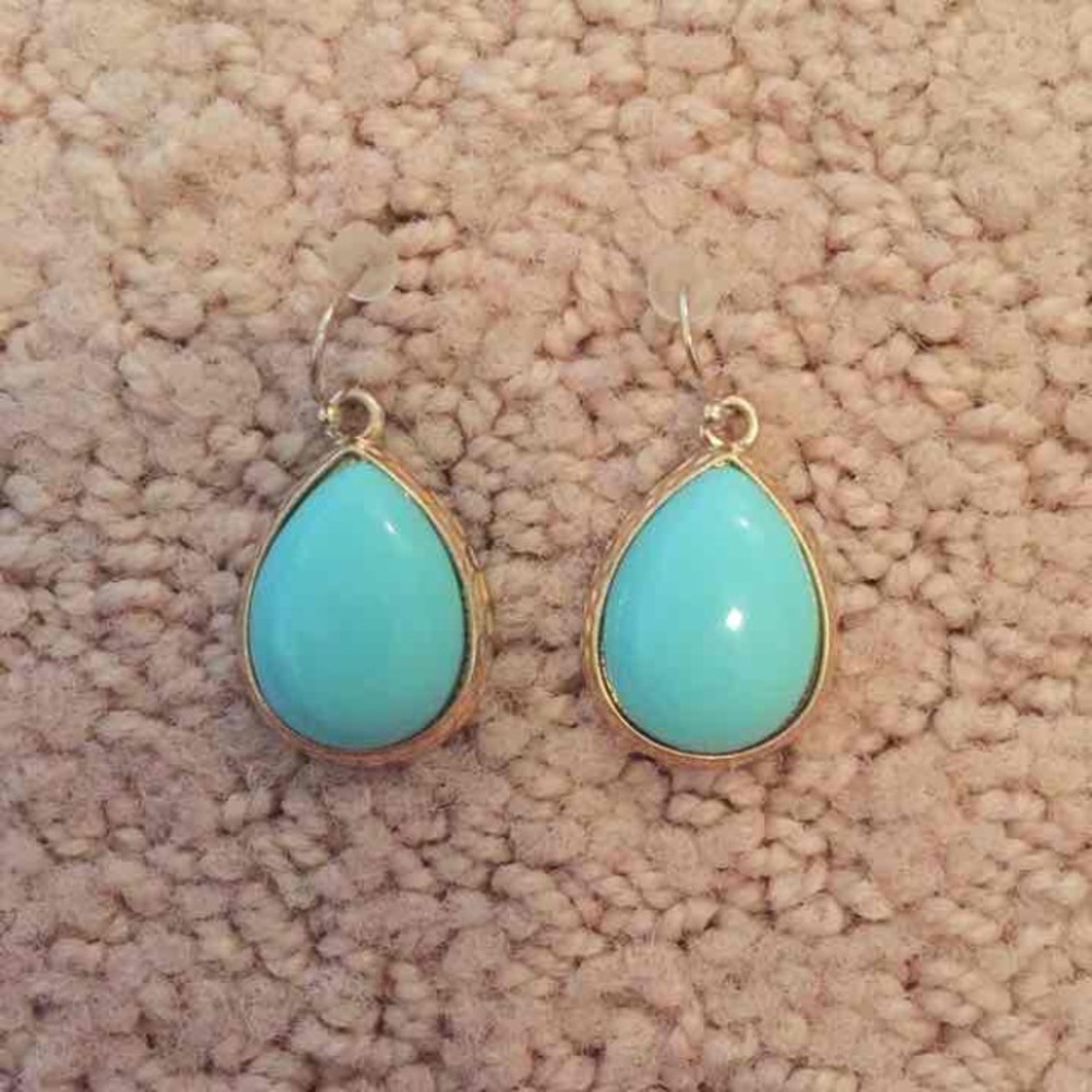 Blue teardrop earrings