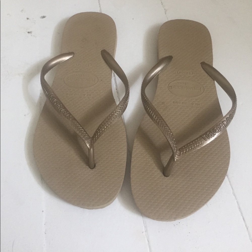 Flip flops! Never worn! New without tags!