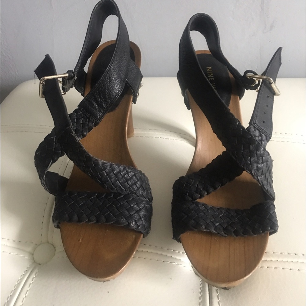 Nine West Black Leather Sandals size 6.5