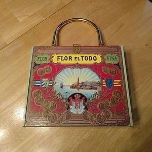 Nice Rosa De Santos Sigar Purse