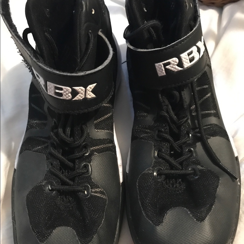 RBX size 6 tennis shoe