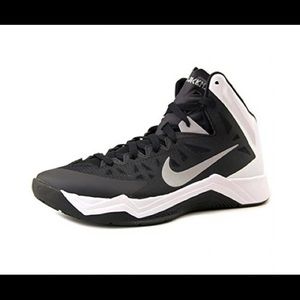 NIKE Women's basketball sneakers