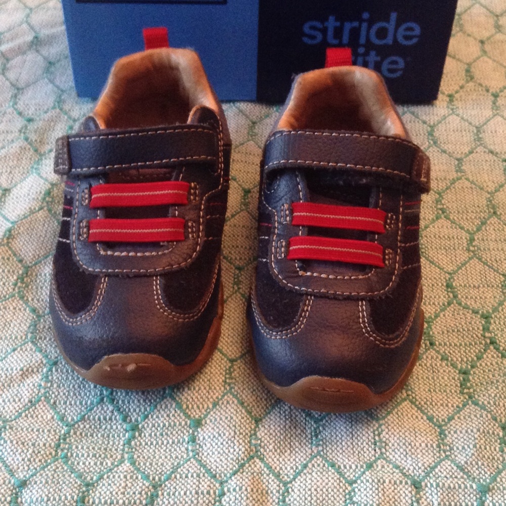 PRESCOTT Navy Leather Sneakers | 7w Boys Toddler