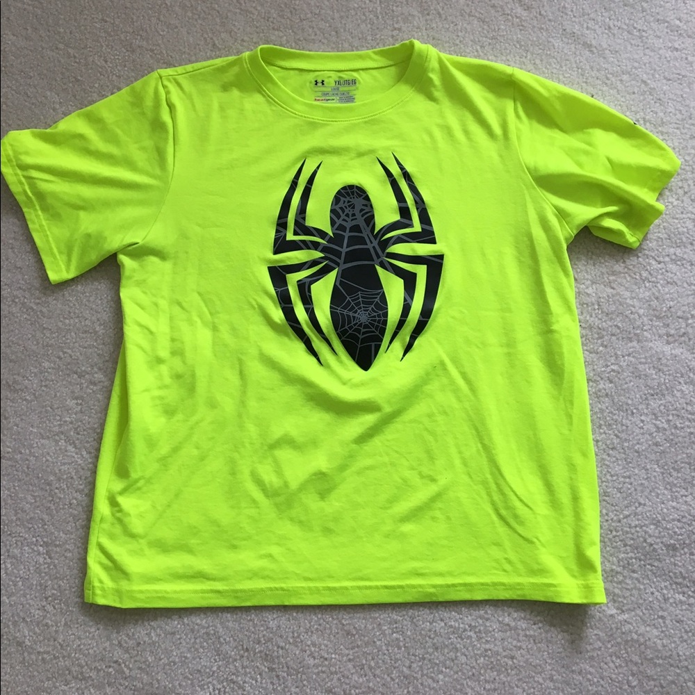 Boys Under Armour short sleeved tshirt