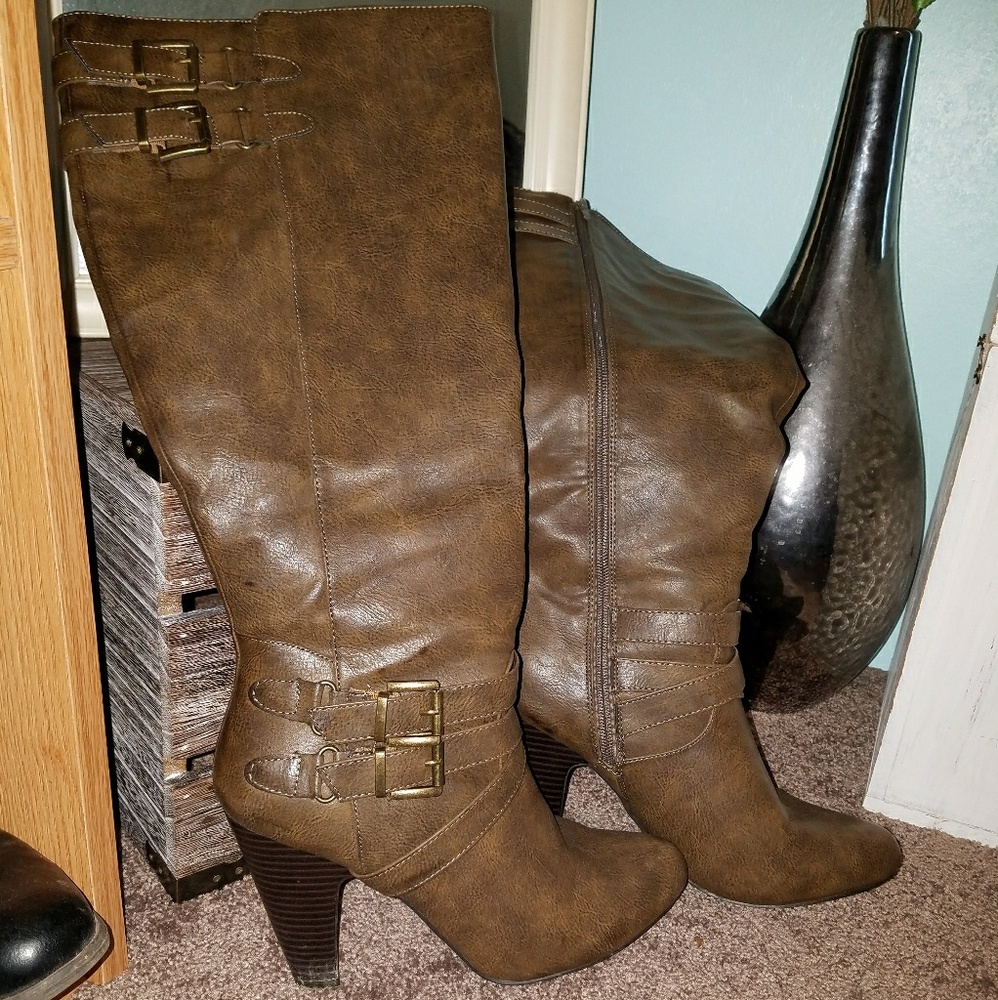 Heeled boots wide calf