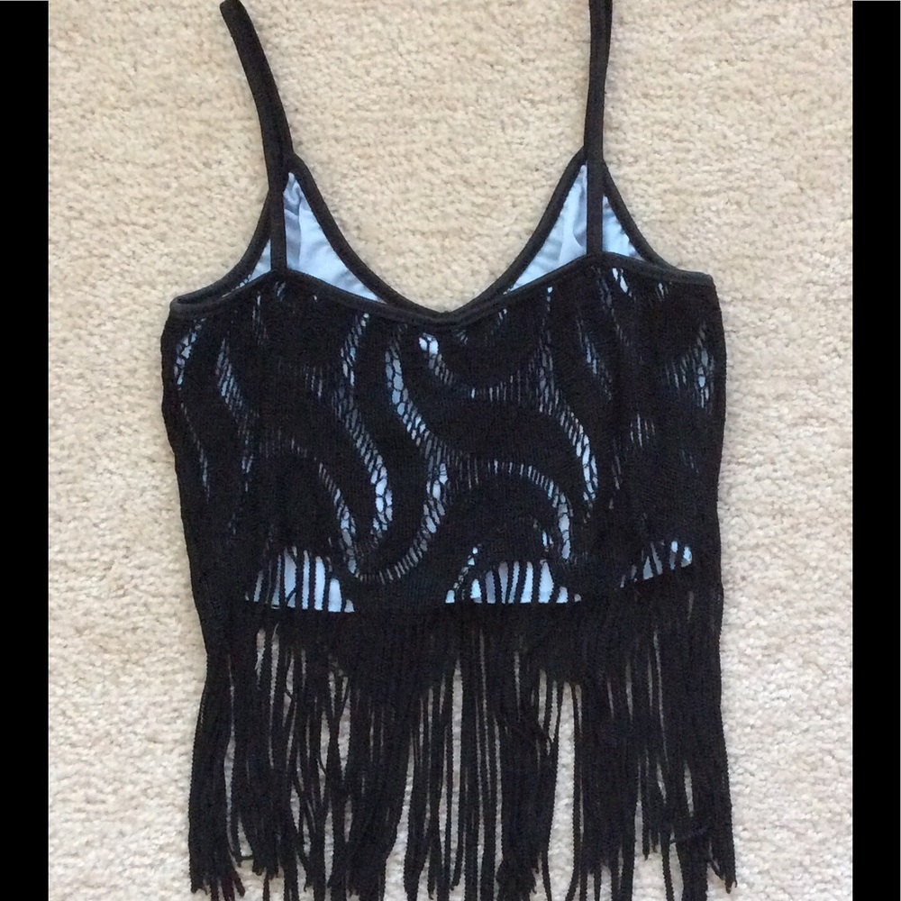 Woman's Formula X crop top. - Picture 3 of 4