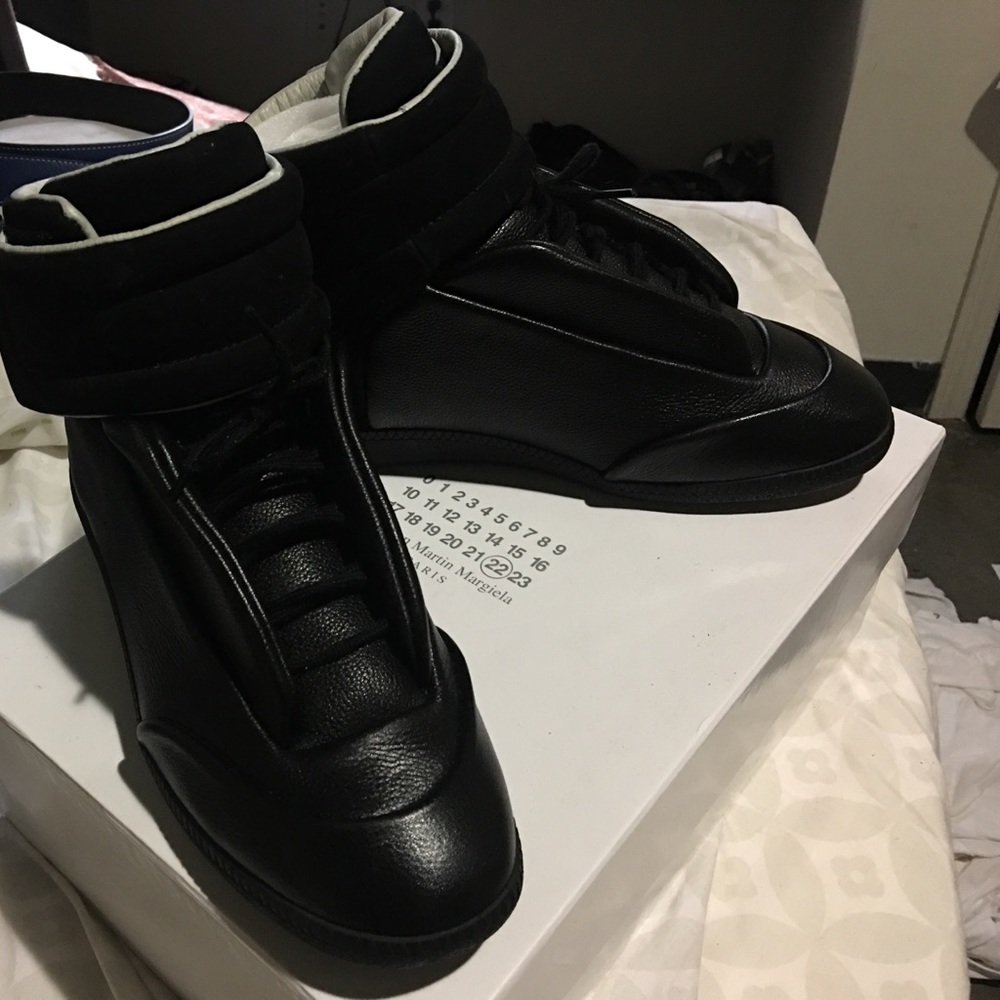 Mason Martin Margiellas Black Leather/ Black Suede