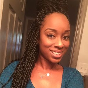 Meet your Posher, Danielle