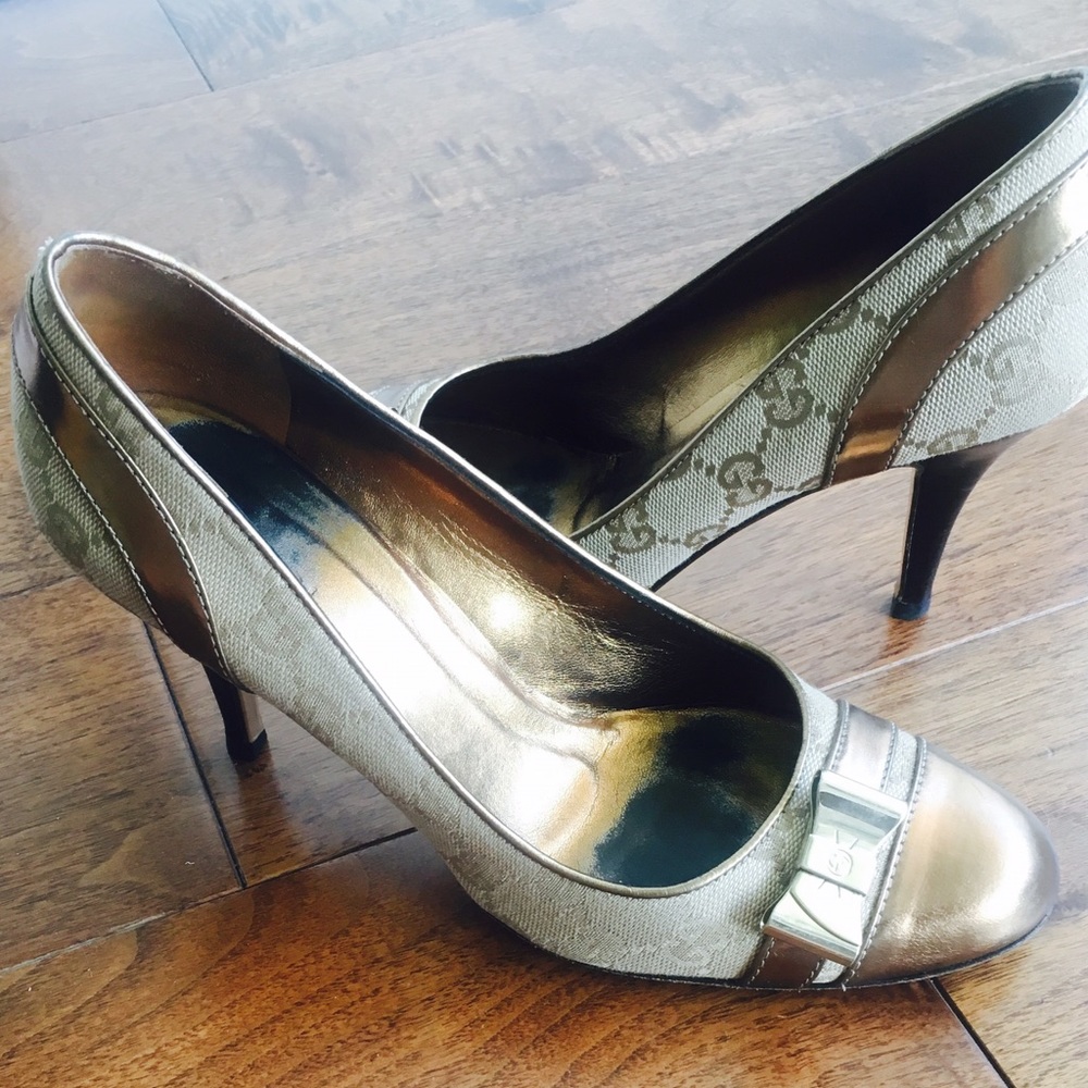 Gucci Bronze Leather/Tan Logo Pumps