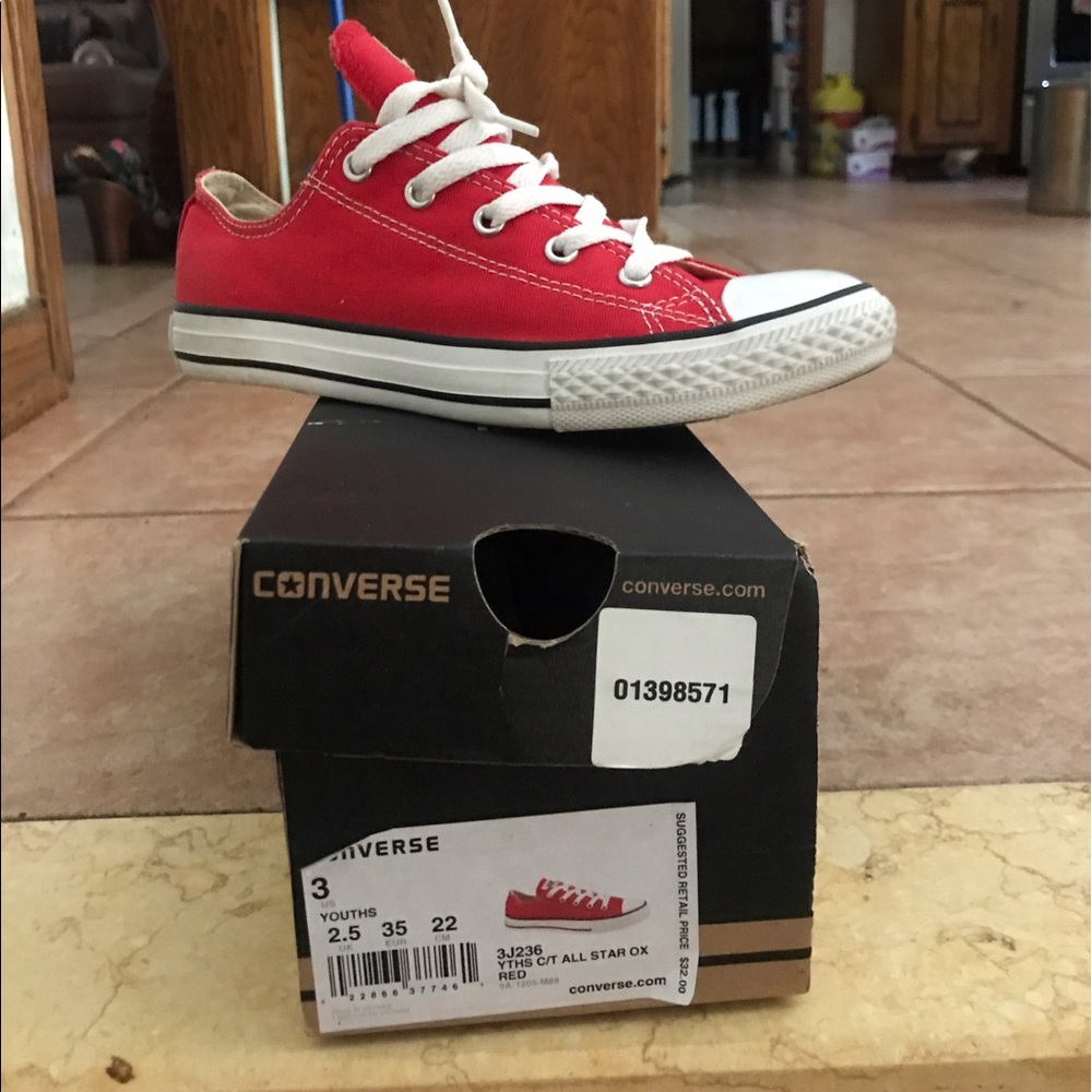 Red converse