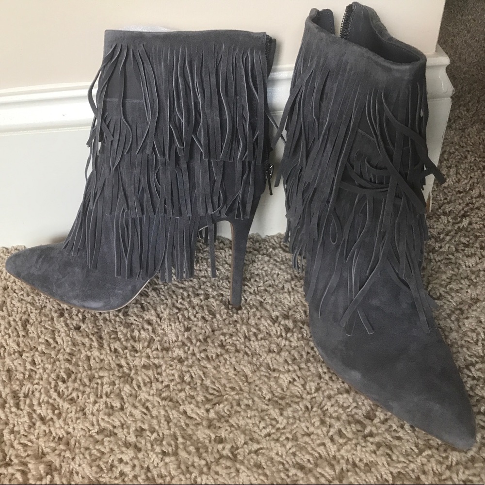 Sexy Steve Madden fringe boots