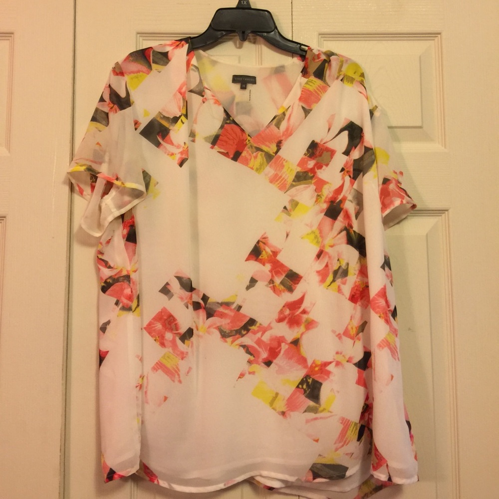 Vince Camuto pullover chiffon blouse