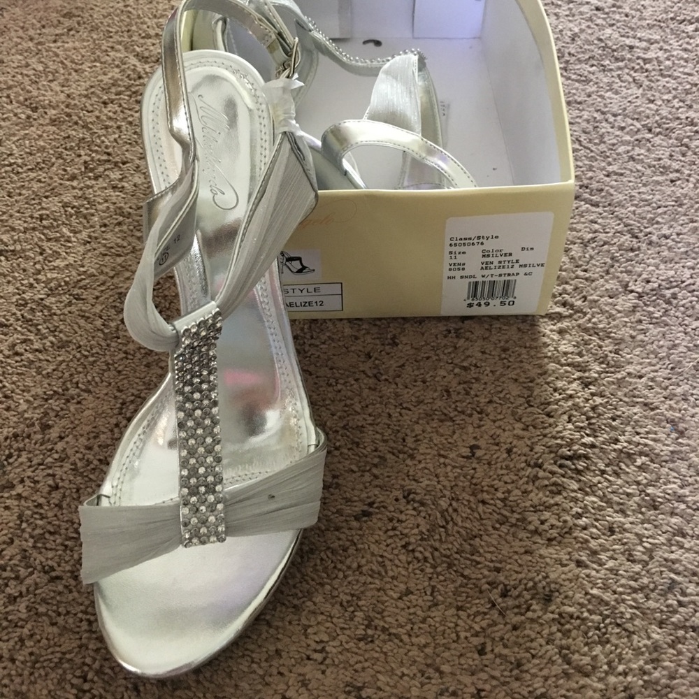 High heels. Silver michaelangelo