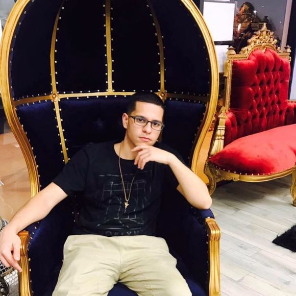 Meet your Posher, Michael - Picture 1 of 1