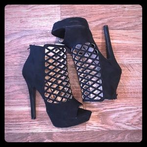 BLACK CAGE PLATFORM BEAUTIES 💋🖤