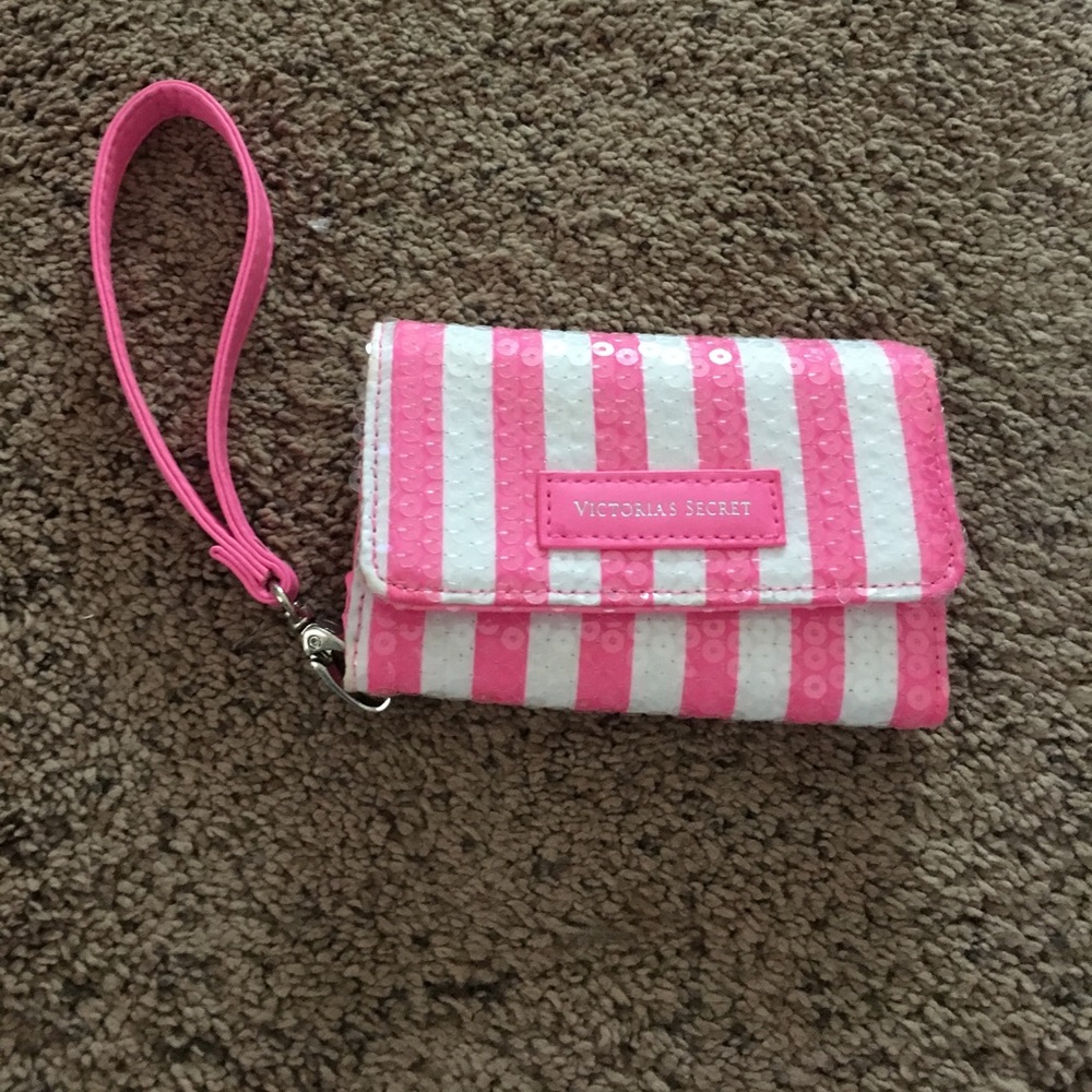 Iphone 5 or 5s phone clutch