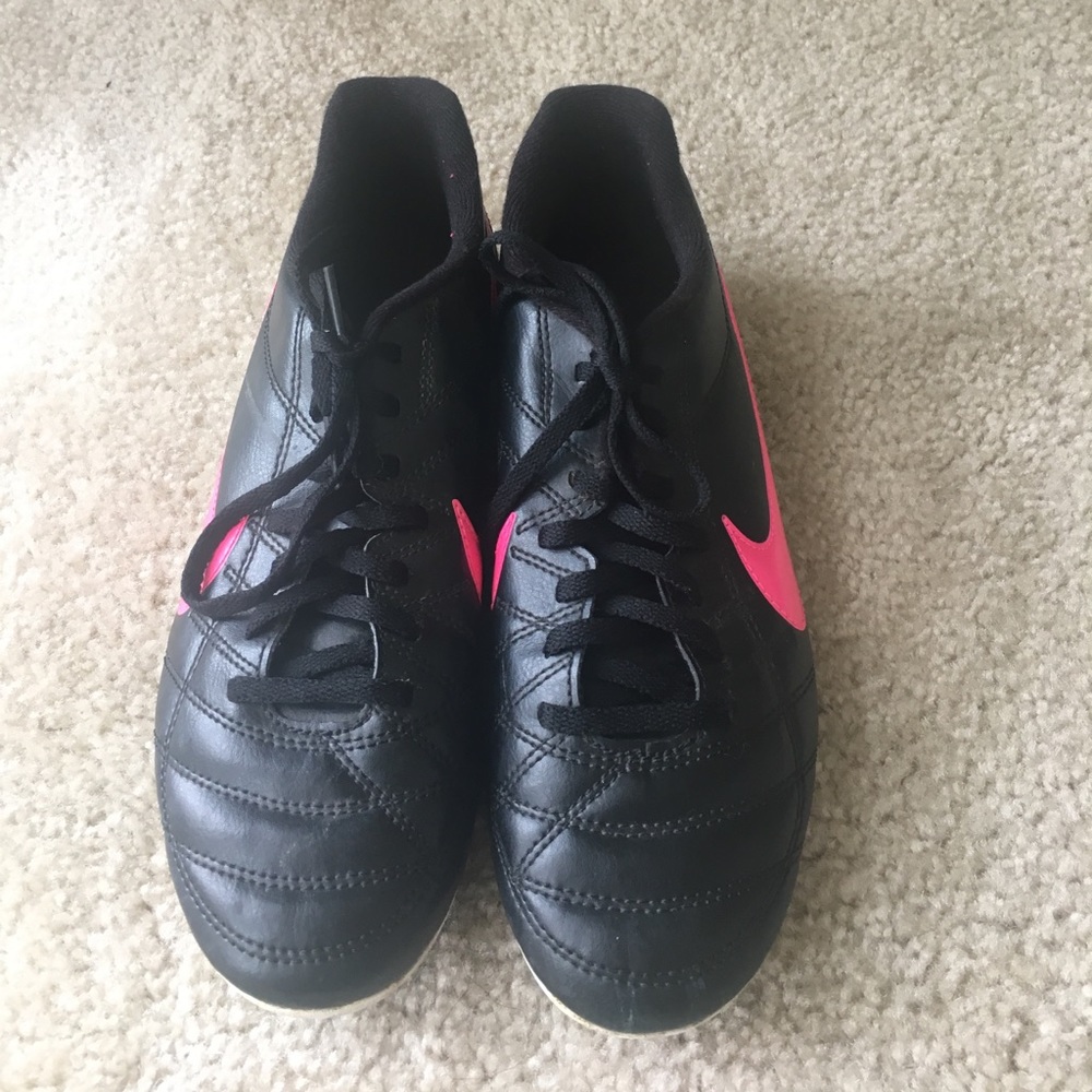 Nike Kids' Chaser FG-R Soccer Cleat